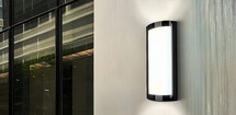 KINGSTON_Sconce_1920x940_AppPic4_Wed May13th 2026 copy (1).jpg